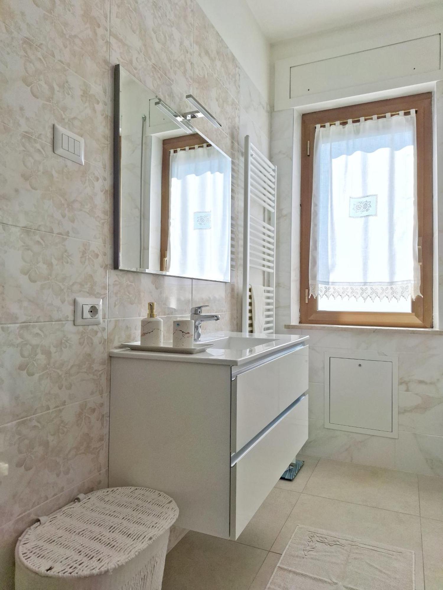 Вілла La Casa Di Lilly Сант'Амброджо-ді-Вальполічелла Екстер'єр фото